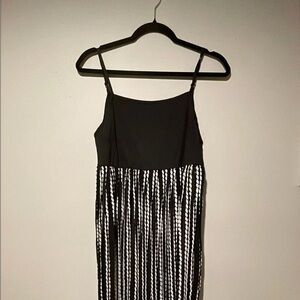 Gracia Black and White Dress